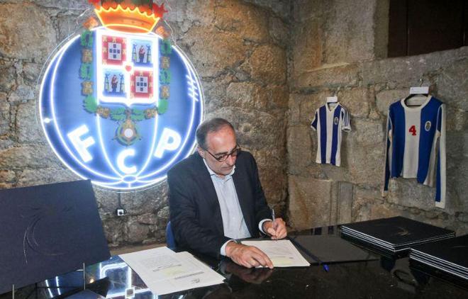 半场战报 半场战报