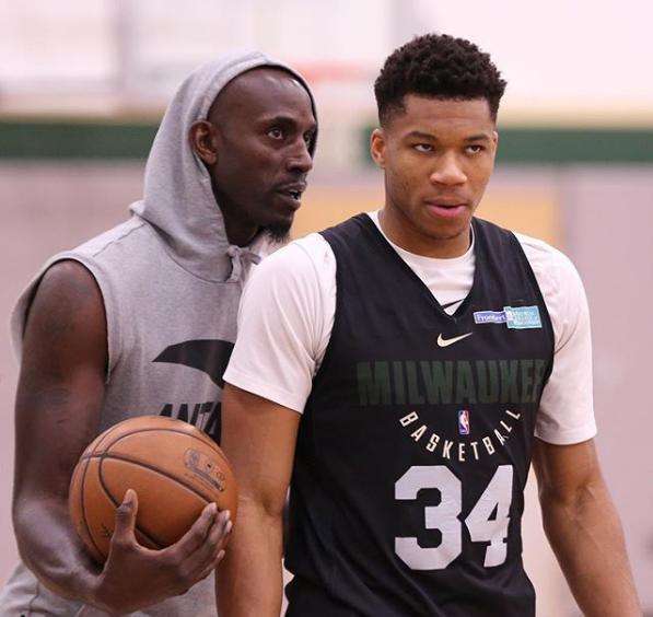 与板凳深度 与板凳深度